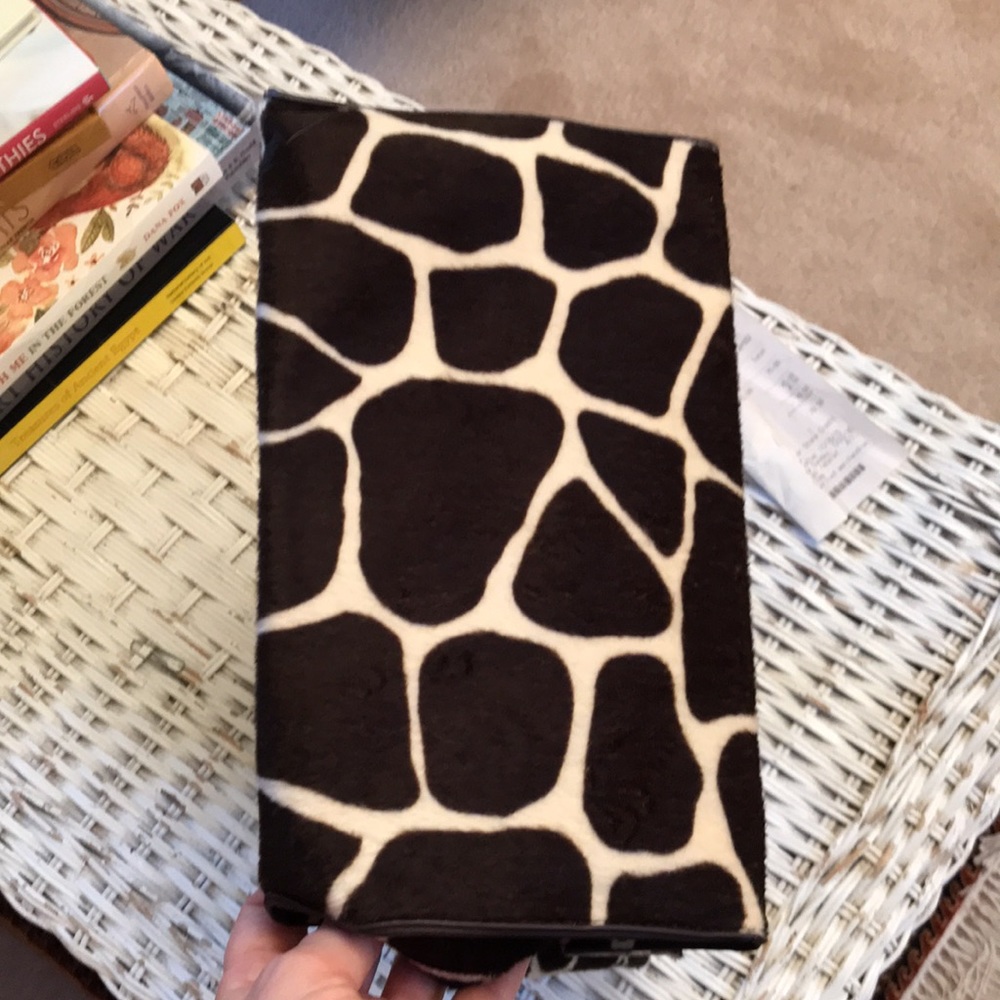 Lou Lou UNB Maina vegan leather handbag. Giraffe print. NWT. Retail x $75 (2015) - Picture 5 of 10